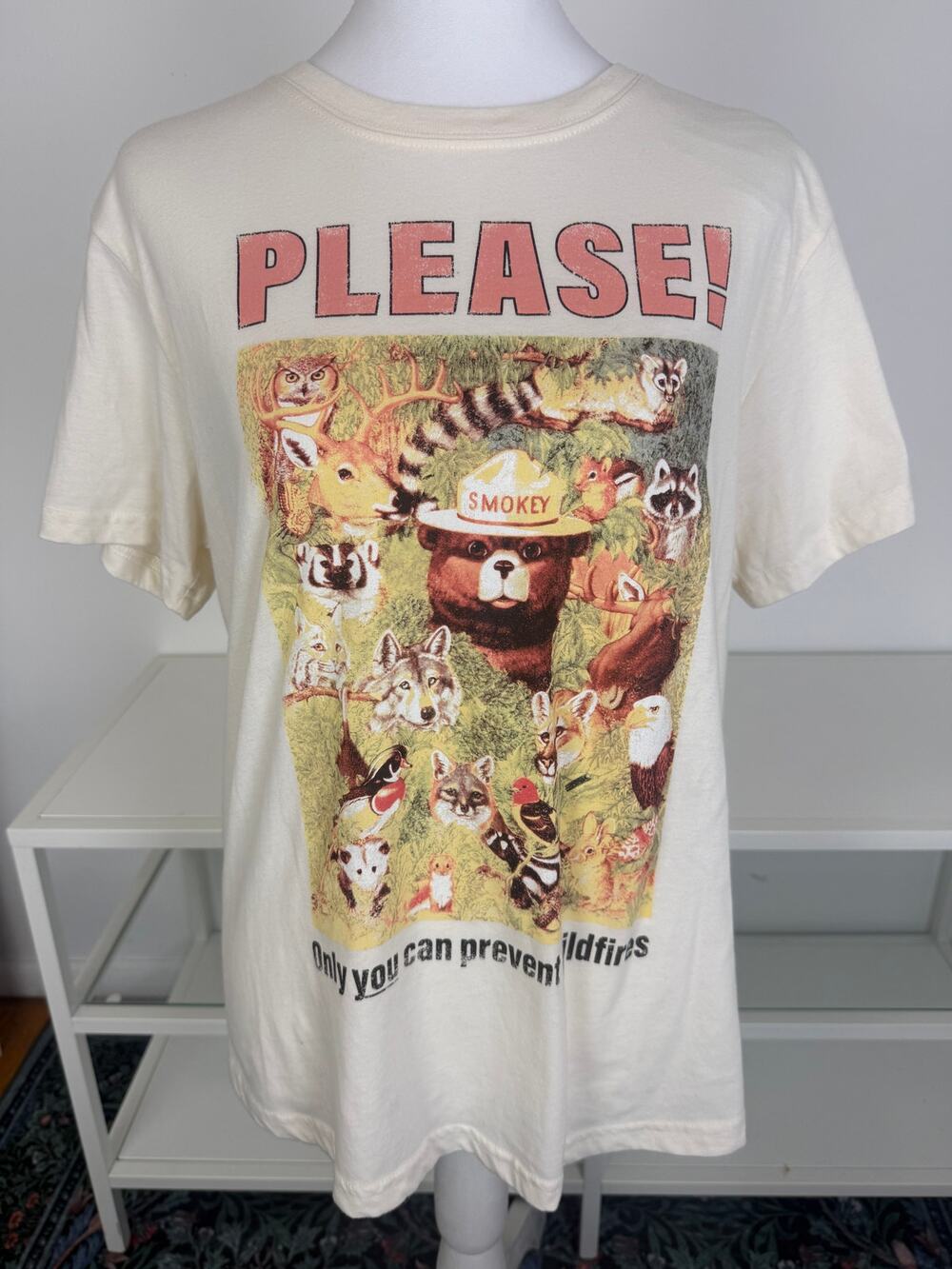 Please! Smokey Bear Forest Animals Graphic Cream Wildfire Cabin T-Shirt Small